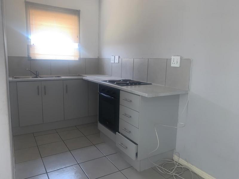 2 Bedroom Property for Sale in Delro Park Western Cape